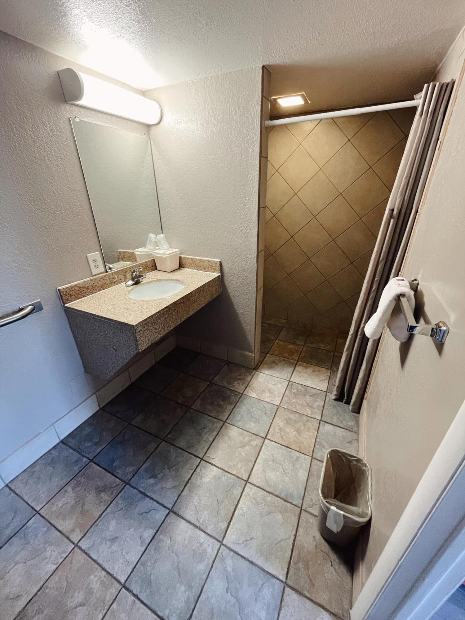 6-holbrook, Az Hotel 2*