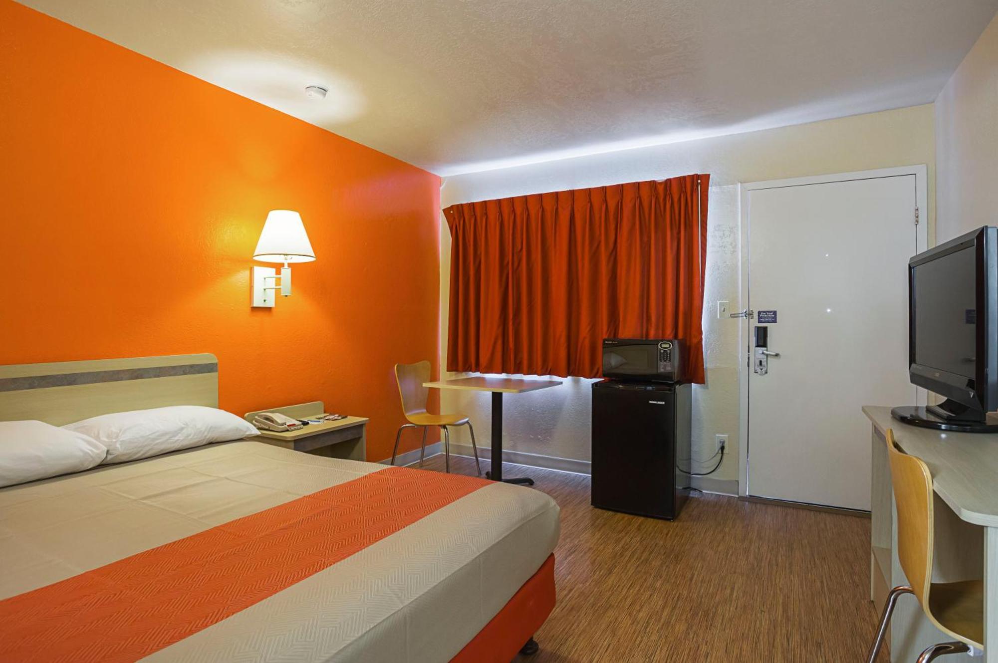 Hotel 6-holbrook, Az 2*